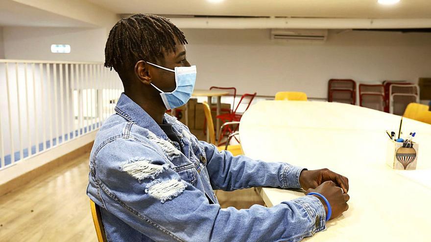 Mamadou ha finalizado sus estudios de grado medio y comenzará ahora un grado superior. | ANDREEA VORNICU