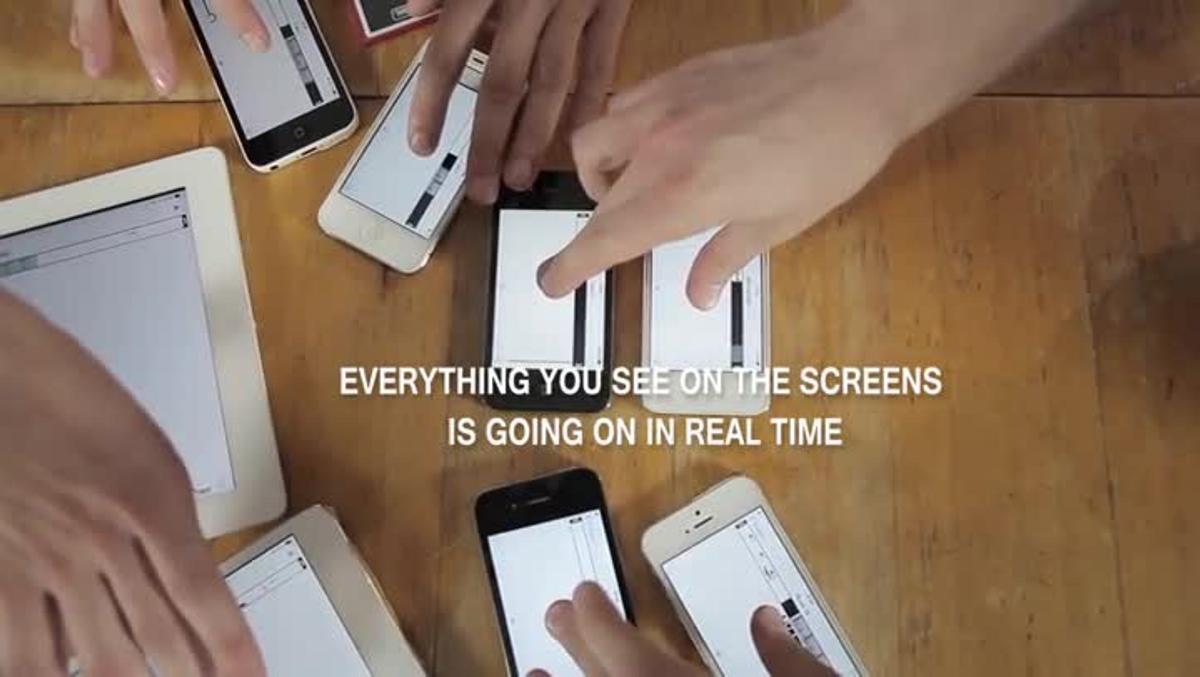 El original vídeo realizado con 14 pantallas Apple ’interconectadas’.