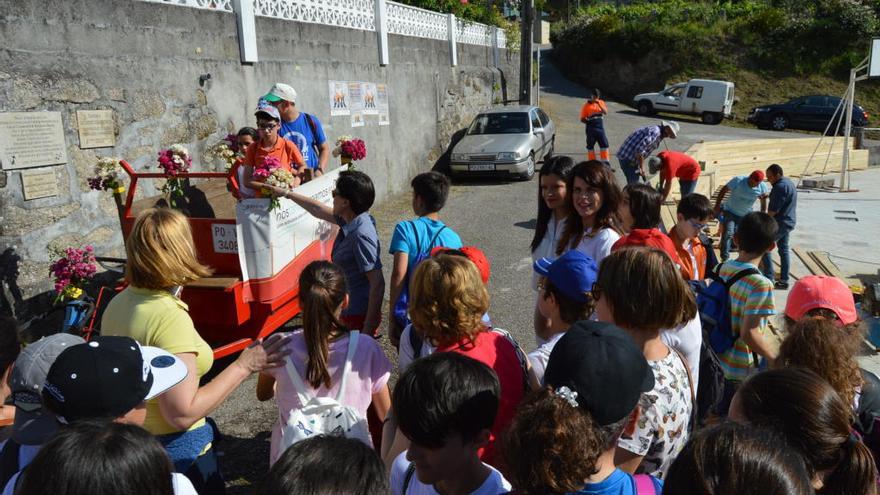 Escolares de Mos, esta mañana, en el Festival de Cans. / FdV