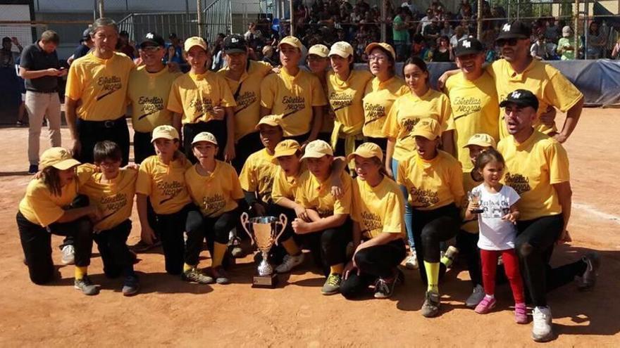 El Estrellas Negras, campeón infantil de sófbol