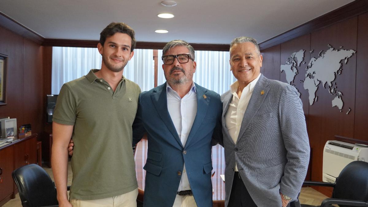 Lopesan impulsará durante seis años la flota J80 del Real Club Náutico de Gran Canaria