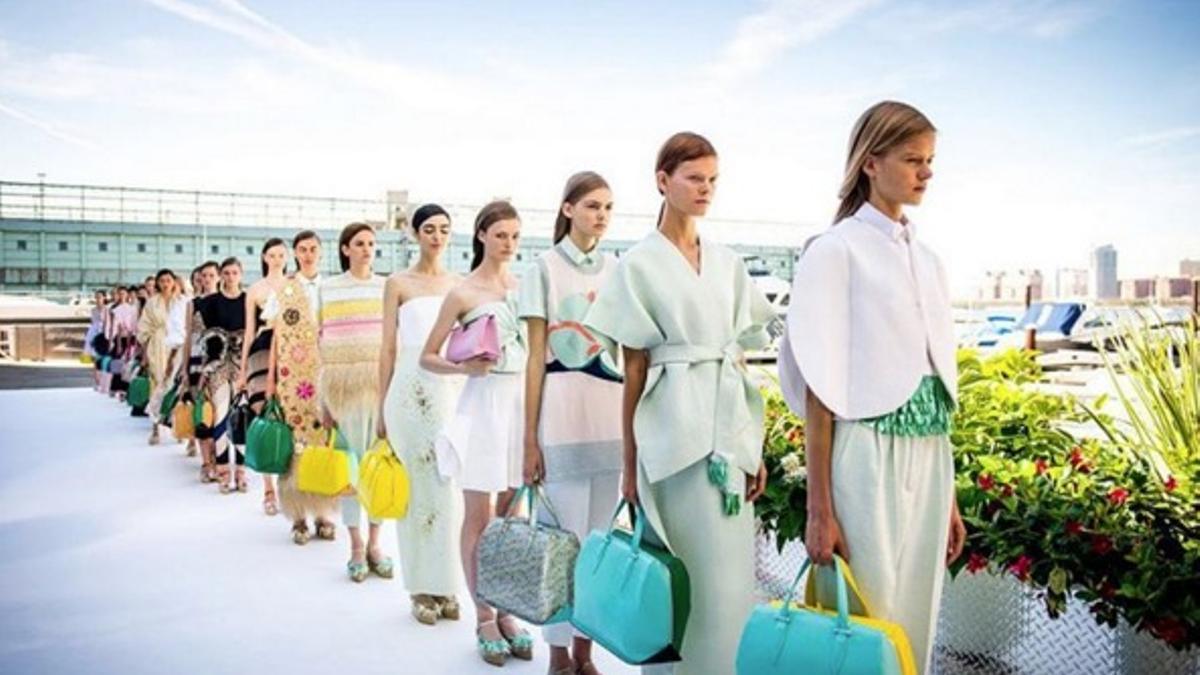 La colección de accesorios para Delpozo