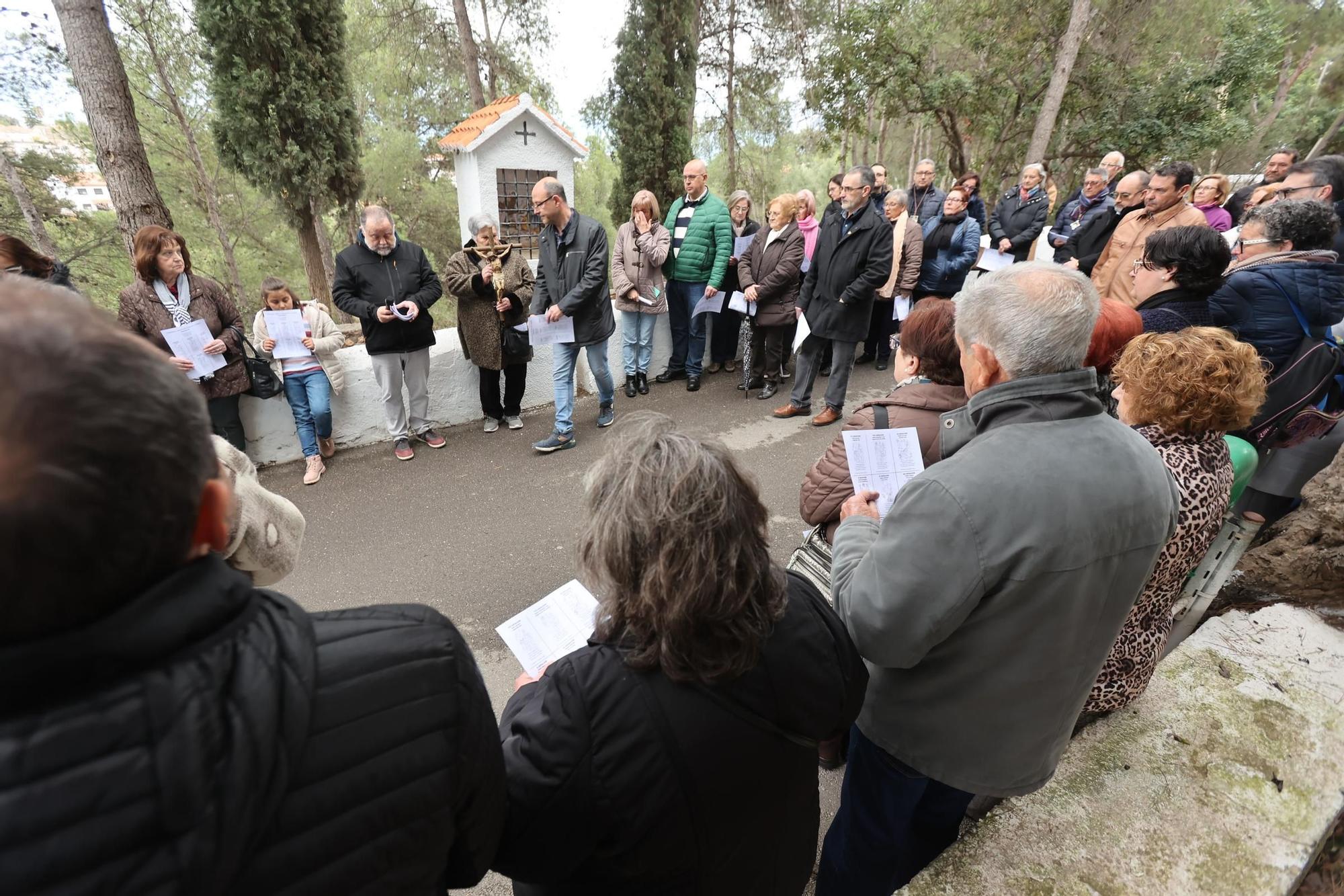 Fotos del vía crucis por el calvario de la ermita del Termet en Vila-real