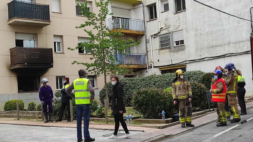 Incendi en un pis de Cassà de la Selva