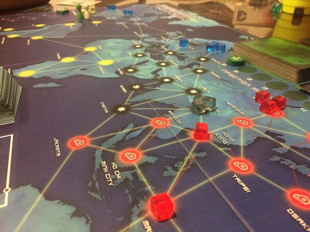 Una imagen del juego de mesa Pandemic.
