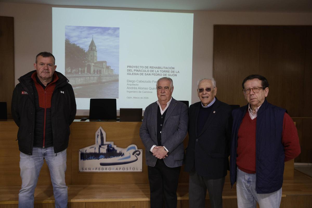 Por la izquierda, Luis Tolivia, Diego Cabezudo, Javier Gómez Cuesta y Andrés Alonso Quintanilla.