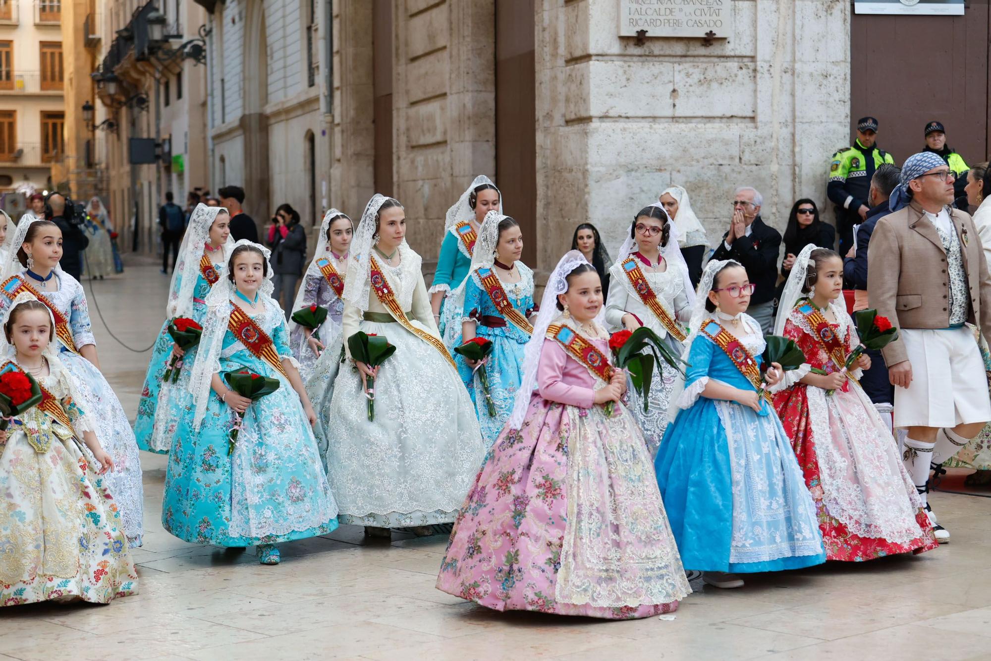 Búscate en el primer día de la Ofrenda en la calle San Vicente entre las 18:00 y las 19:00