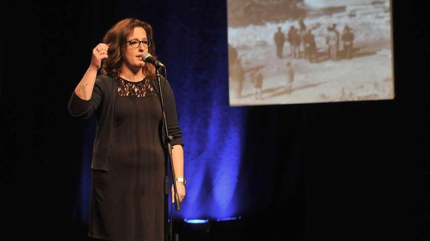 La actuación de Liliana Castañón, en el Auditorio Teodoro Cuesta.