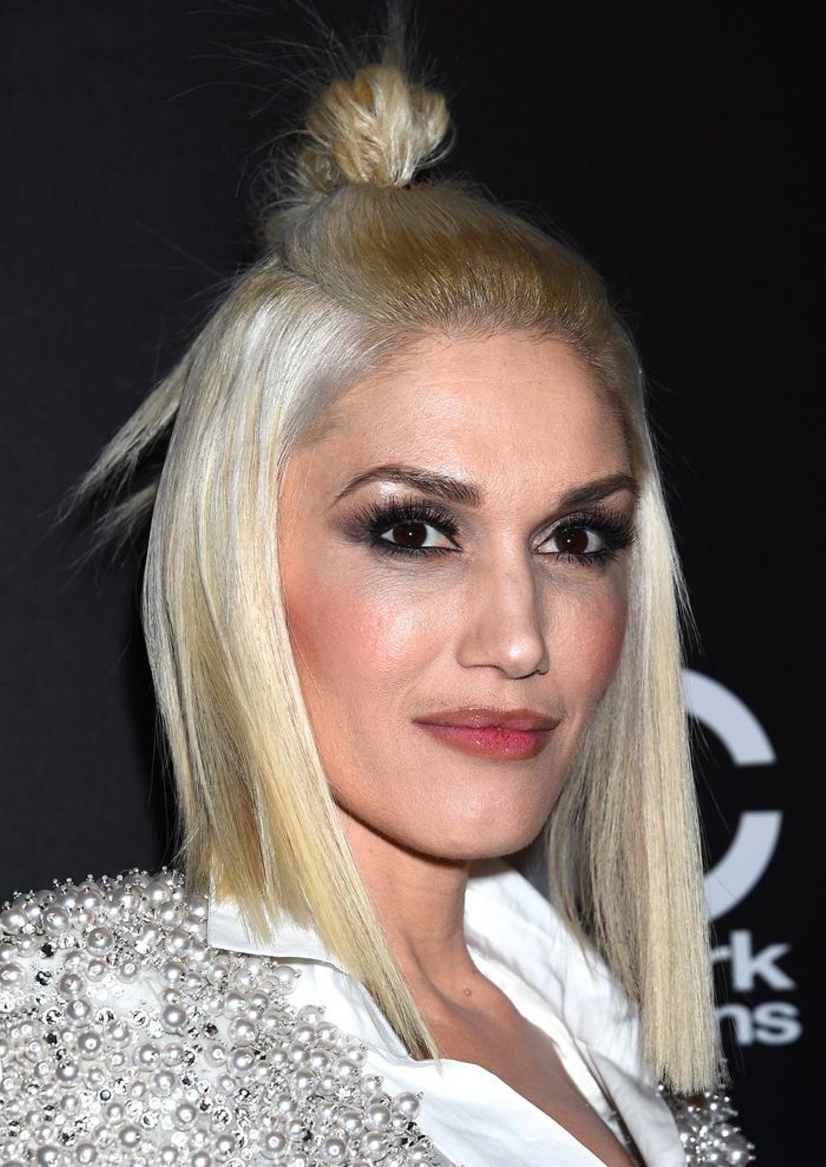 Half Bun de Gwen Stefani