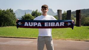 Aleix Garrido: El Eibar es el equipo perfecto para formarme futbolísticamente.
