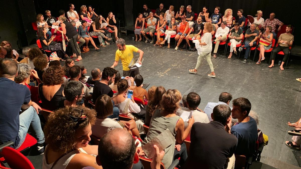 Interior de la Sala Trono, un teatro independiente de 50 butacas en Tarragona.