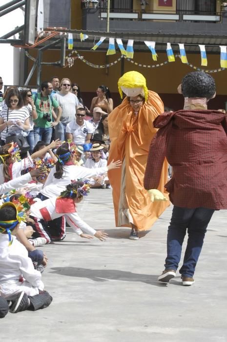 FIESTA DIA DE CANARIAS EN EL COLEGIO AGUADULCE