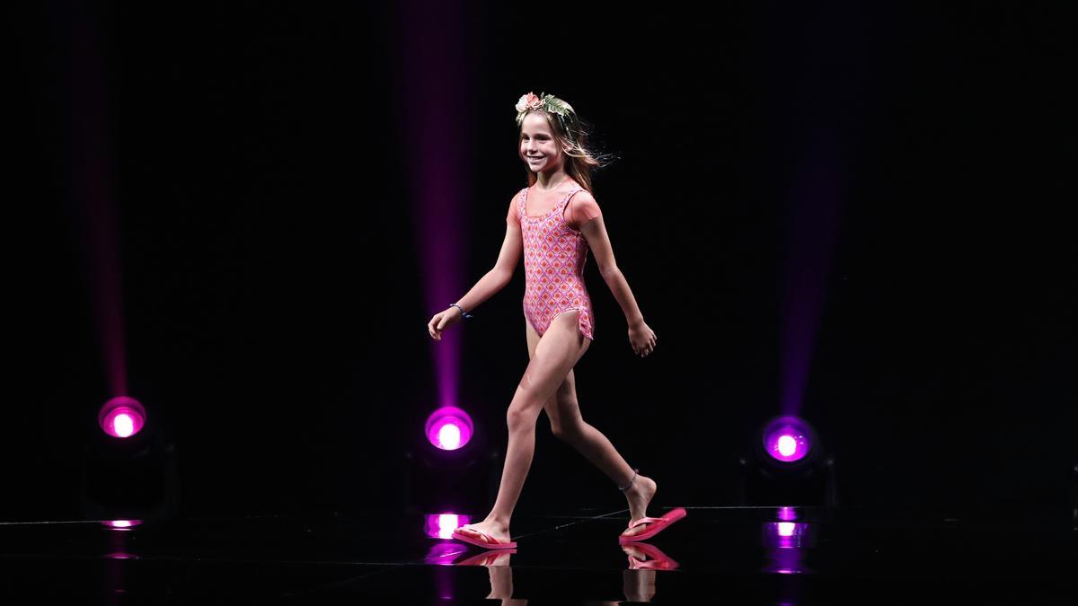 Guillermina Baeza kids en la Gran Canaria Swim Week 2021