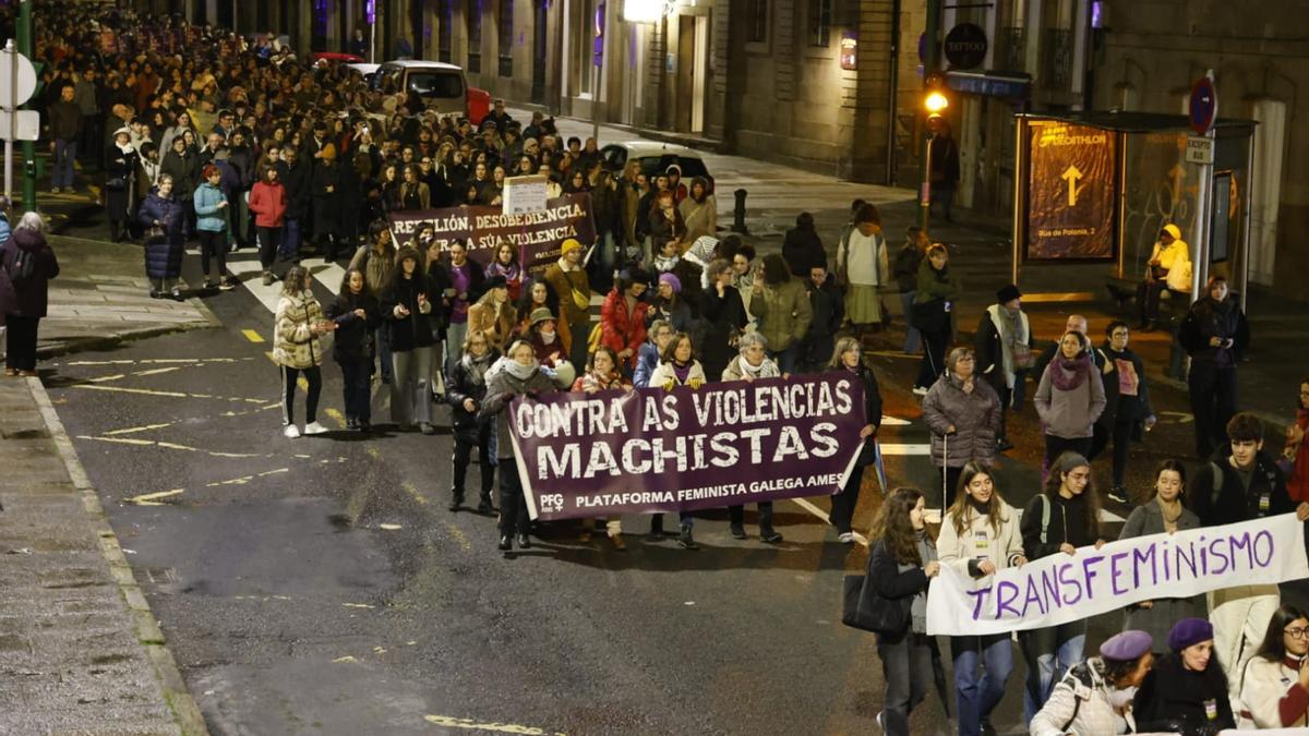 As compostelás bótanse á rúa un ano máis para manter vivo «o xerme feminista»