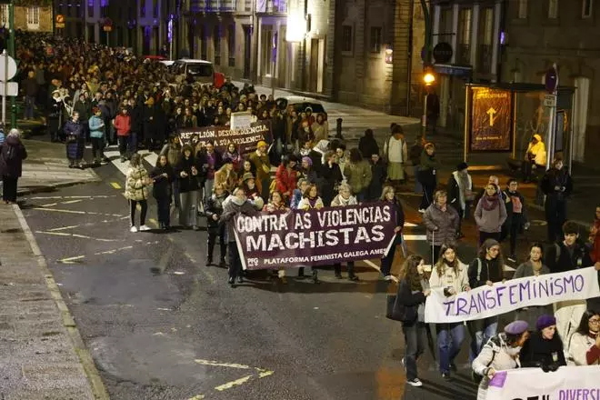 As compostelás bótanse á rúa un ano máis para manter vivo «o xerme feminista»