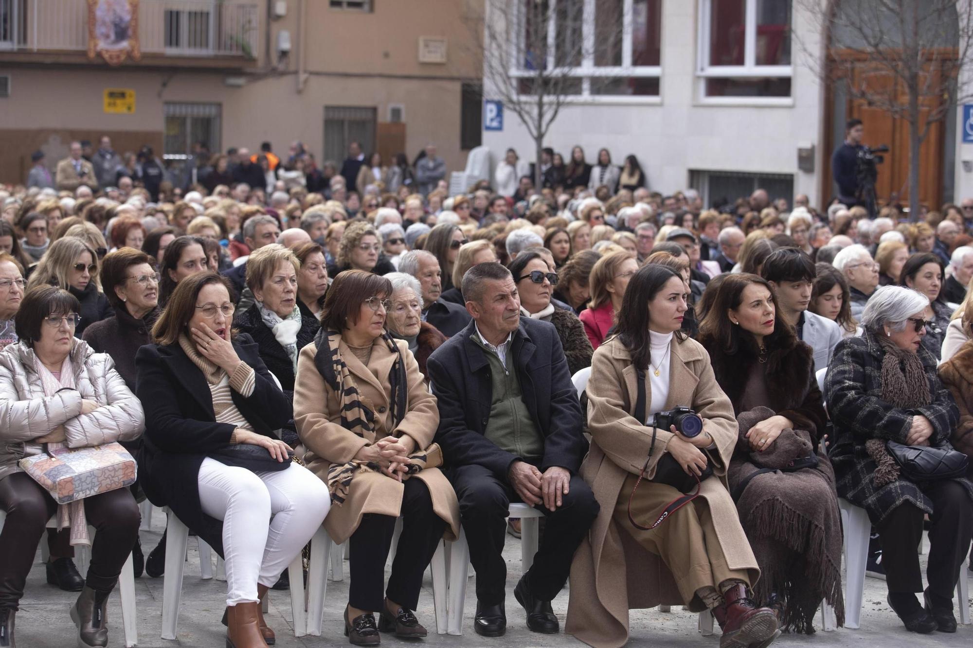 Benigànim honra a la beata inés