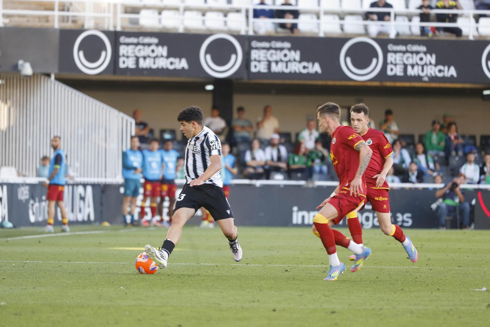 La victoria del FC Cartagena ante el Racing, en imágenes