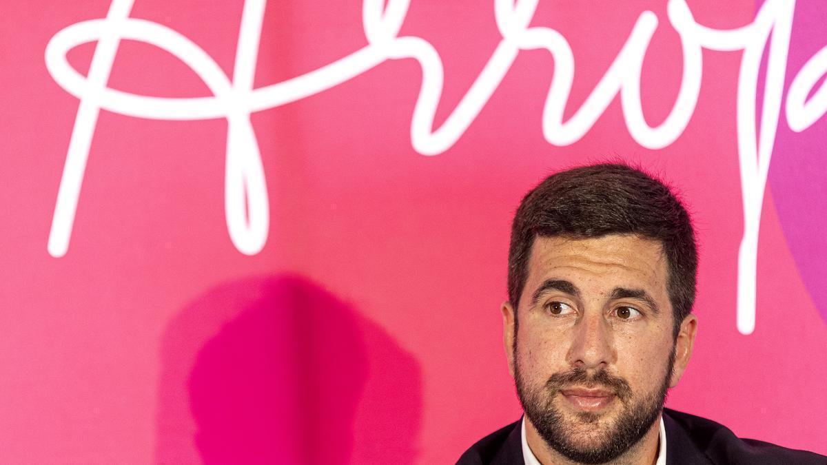 El fundador y máximo accionista de Cox Energy, el alicantino Enrique Riquelme. El fundador y máximo accionista de Cox Energy, el alicantino Enrique Riquelme.