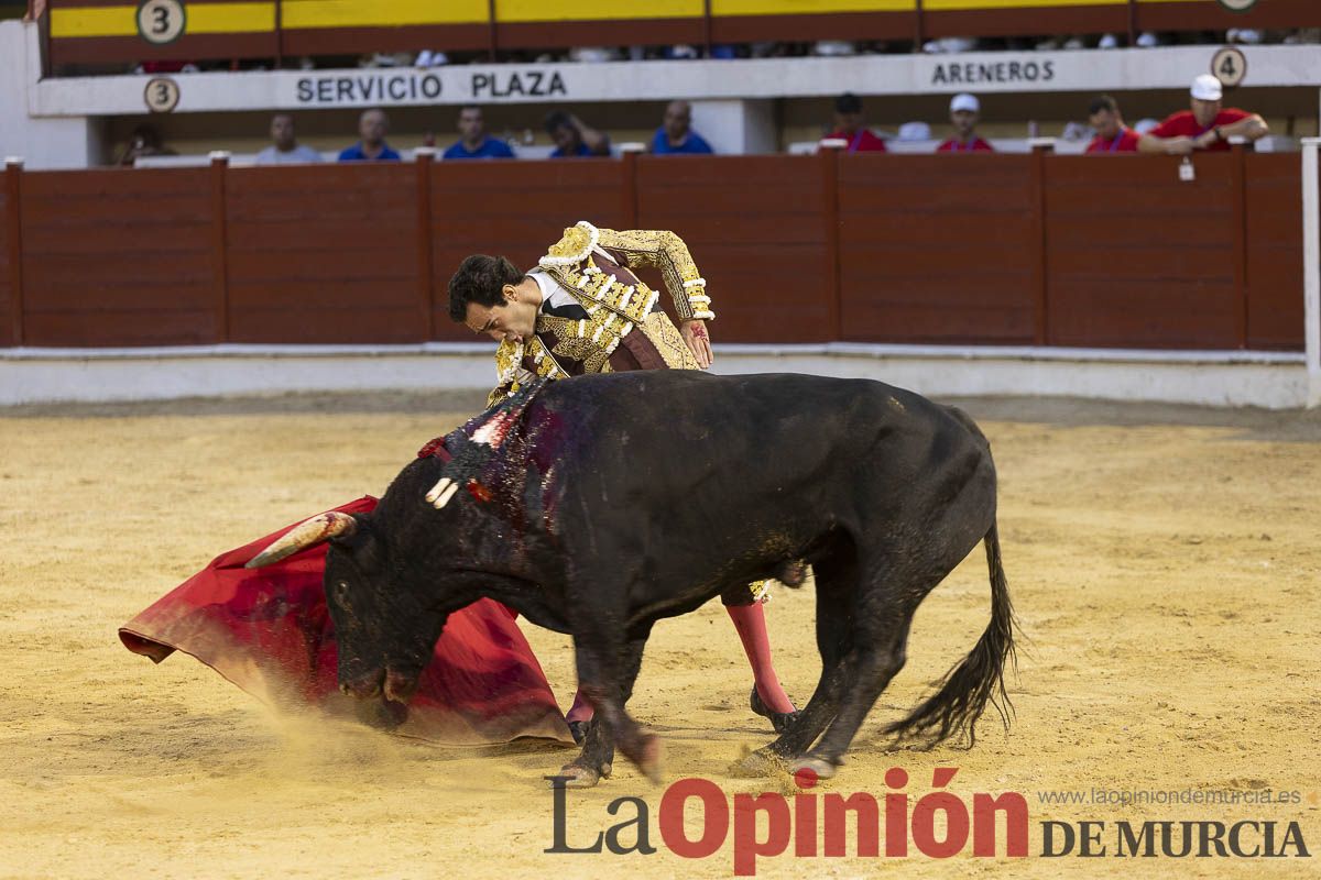 Tarde histórica en Abarán con la alternativa de José María Trigueros y el indulto de Tomás Rufo, junto a Castella salieron a hombros