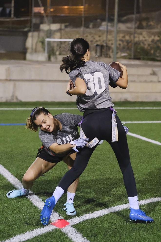 Dinamismo, estrategia y valores en el flag football.