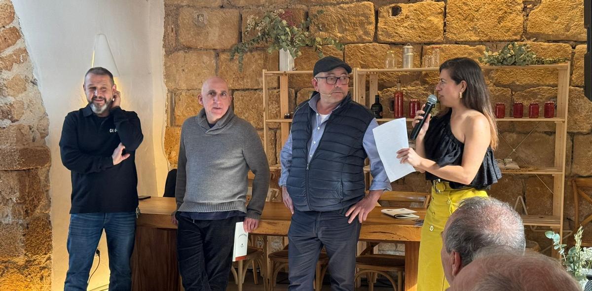 Toni Arabí, Francis Sancho, Pedro 'Panxeta' y la periodista Marina Vega