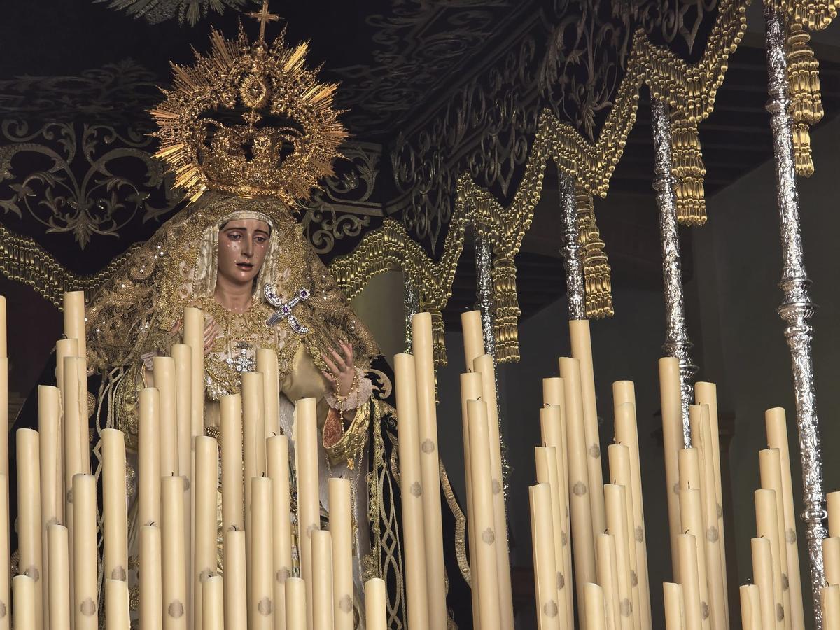 Virgen de los Dolores de la Hermandad del Cerro.