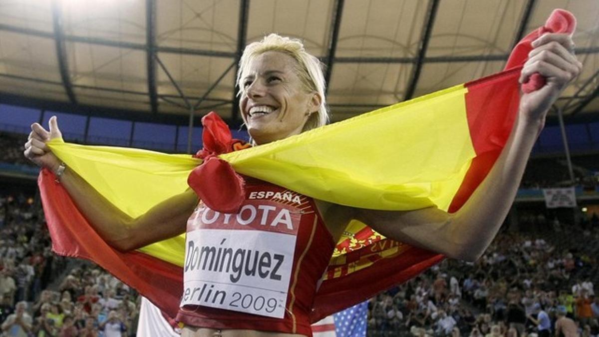 Marta Domínguez, tras ganar la medalla de oro en Berlín-2009.