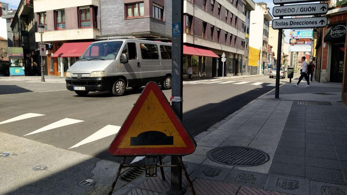 Concluye la reparación del badén de la calle Melquíades Álvarez | M. Á. G.