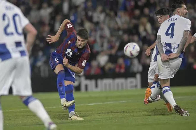 Un paso más hacia la permanencia (0-0)