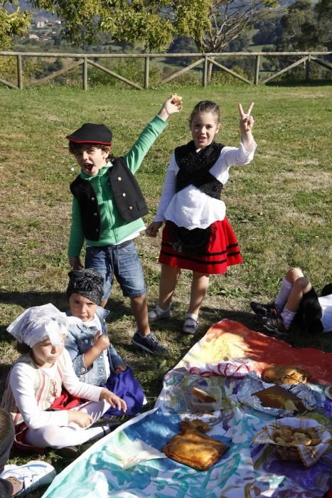 Merienda en el colegio infantil San Eutiquio de Gijón