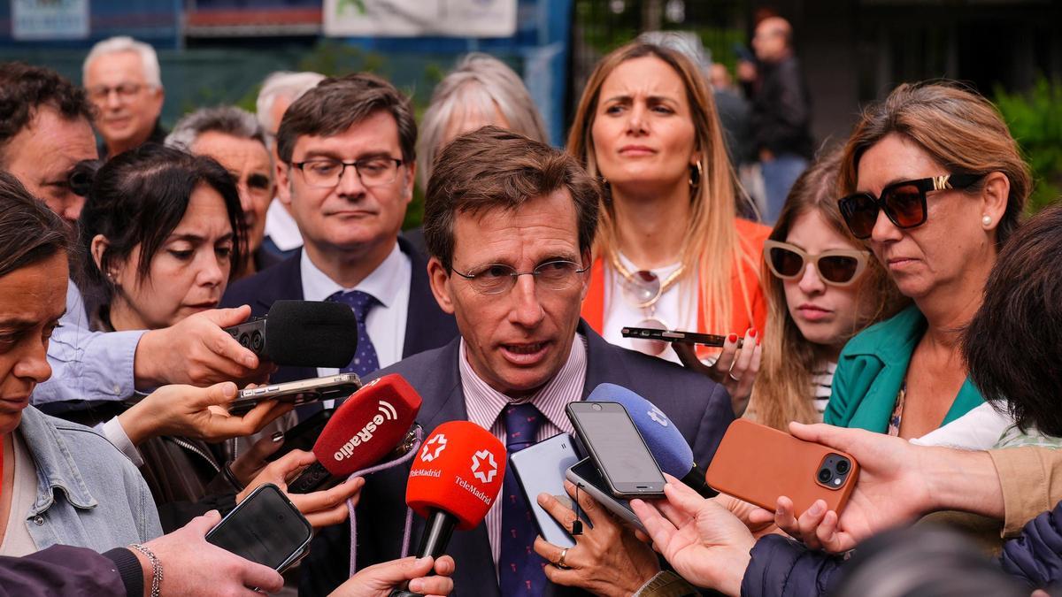 Almeida en declaraciones a los medios este lunes.