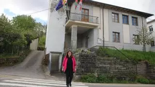 Una profesora de Sanabria a Abel Caballero :"Que venga este señor y me diga a la cara que no nos perjudica suprimir trenes"