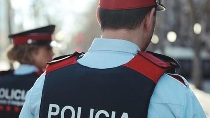 Los Mossos investigan la muerte violenta de una mujer en Girona.