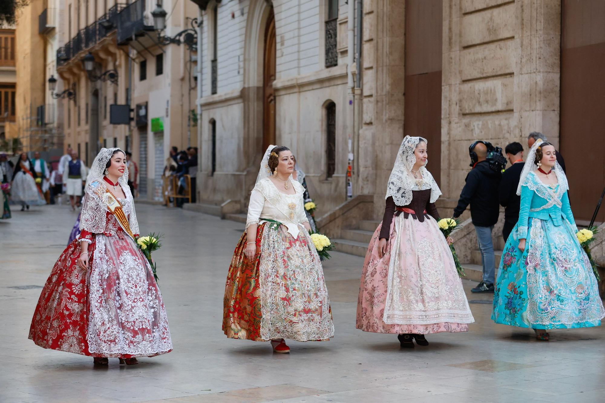 Búscate en el primer día de la Ofrenda en la calle San Vicente entre las 18:00 y las 19:00