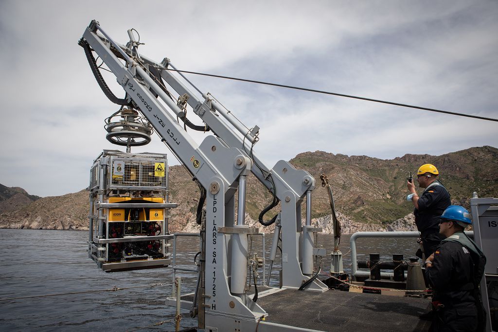 Demostración en Cartagena del nuevo robot de la Armada, el ROV ‘Leopard’