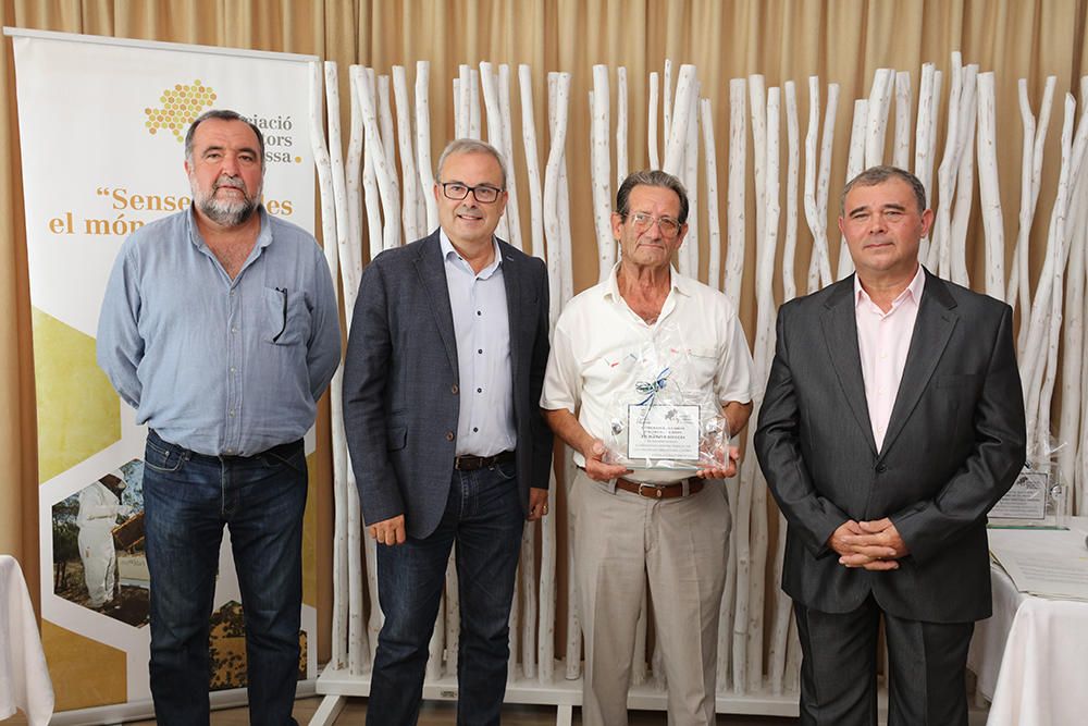 Homenaje a los apicultores más veteranos de Ibiza