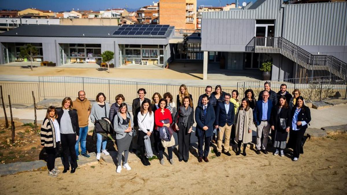 La Comissió Europea, el govern espanyol i la Generalitat, visiten l’escola Pla del Puig