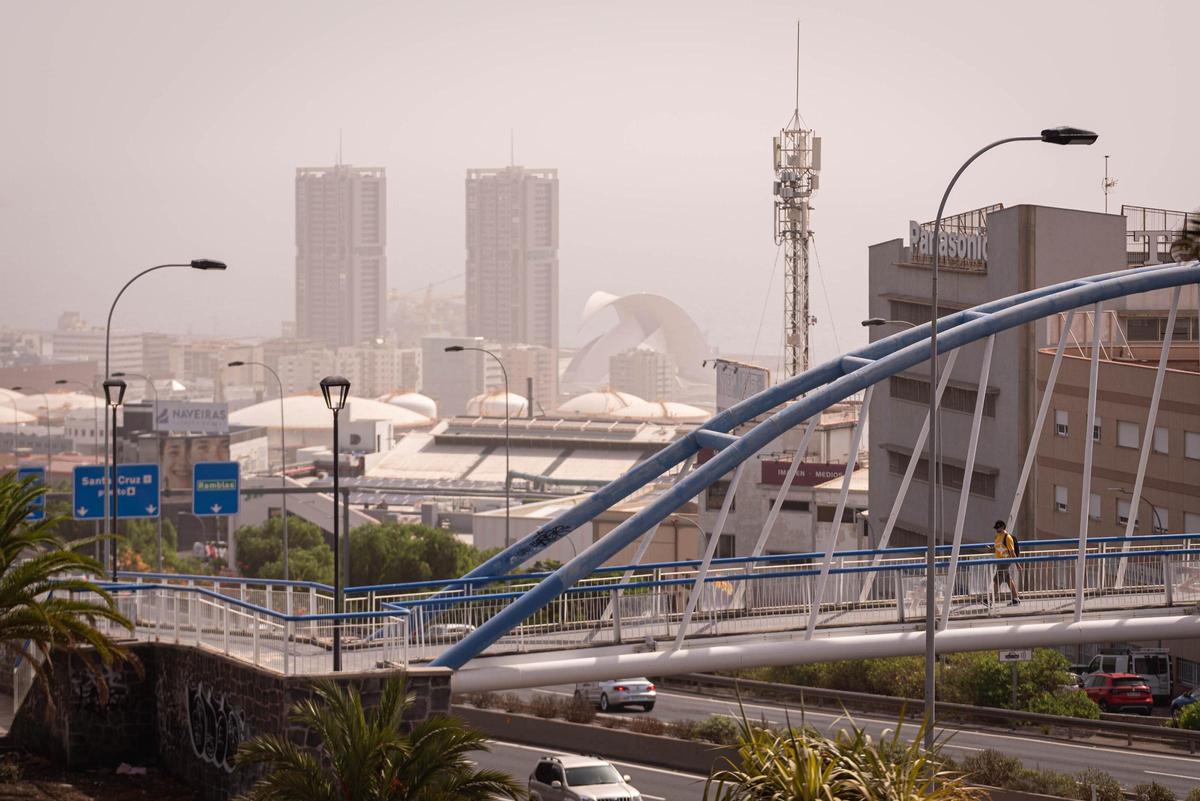 Jornada De Calor Y Calima En Santa Cruz De Tenerife 15 09 2026 