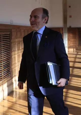 La Universidad de Oviedo avisa de "un invierno duro" con restricciones en calefacción