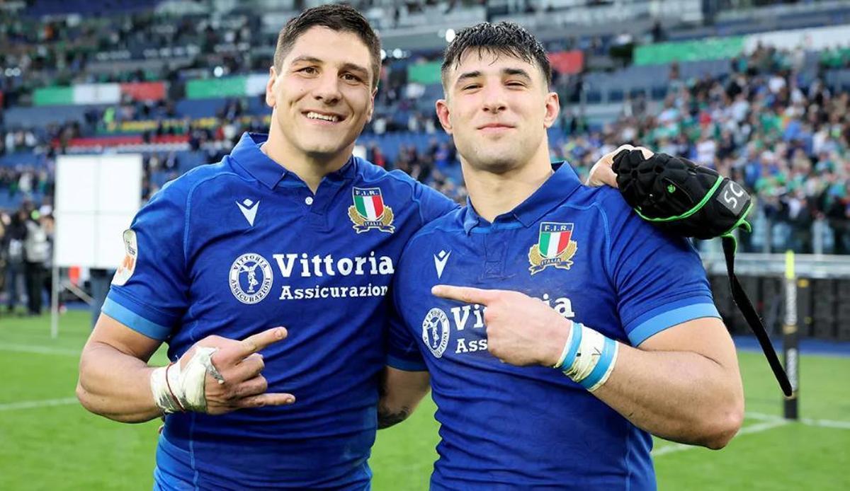 Juan Ignacio Brex y Tommaso Menoncello, de la selección italiana de rugby