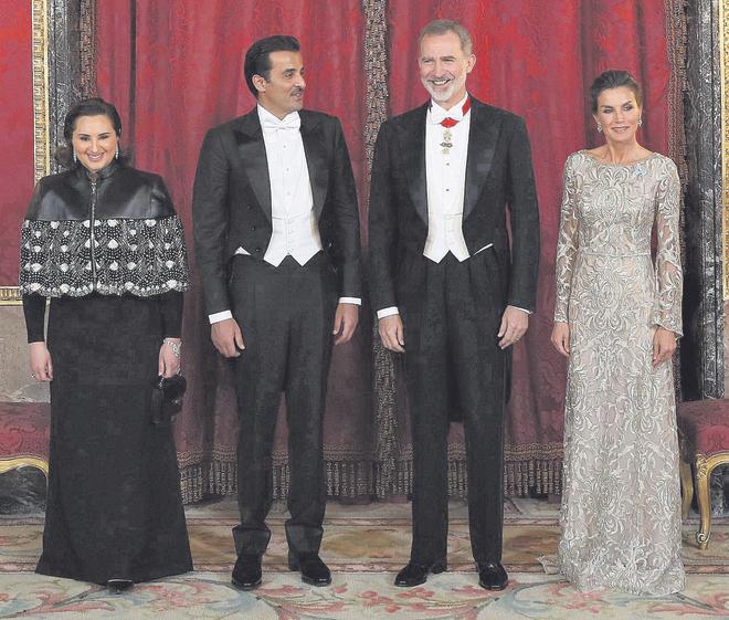 La inestabilidad internacional frustra este curso político los viajes de la Corona a Qatar y Bolivia