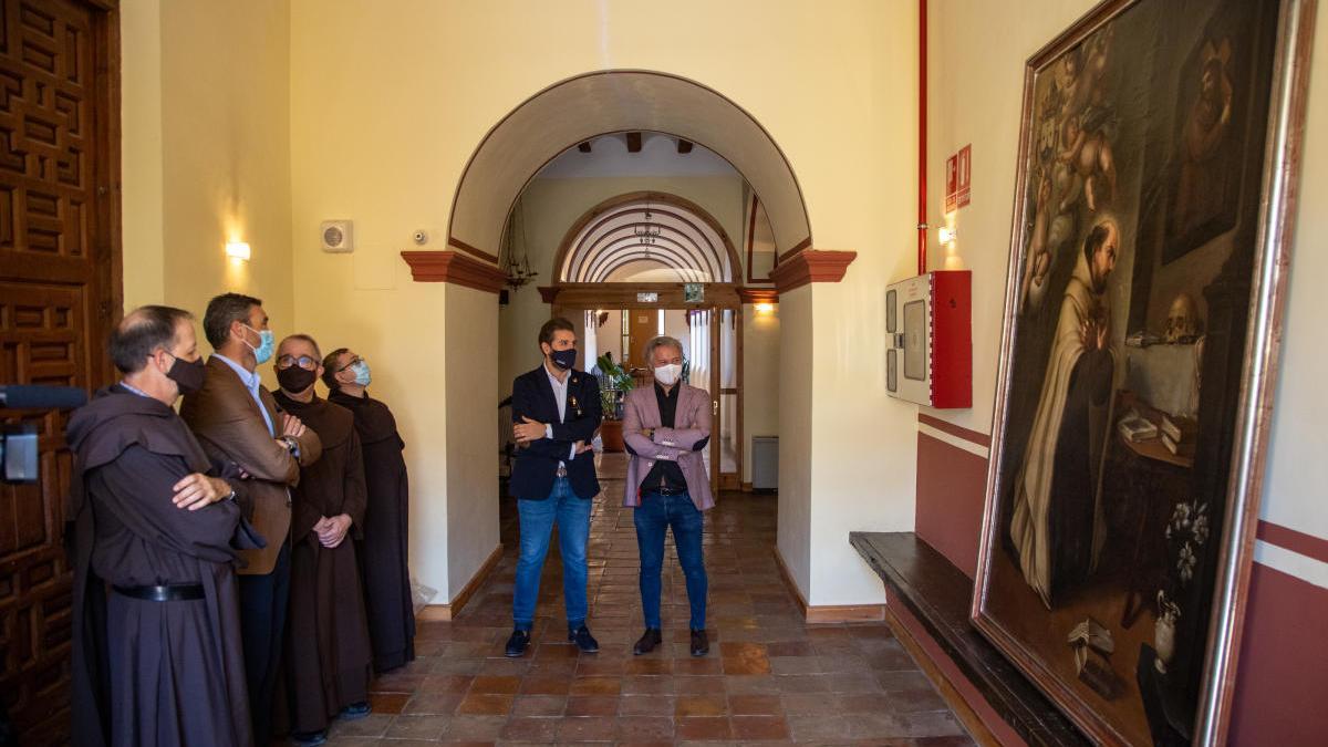 El convento de los carmelitas de Caravaca recupera una obra de San Juan restaurada