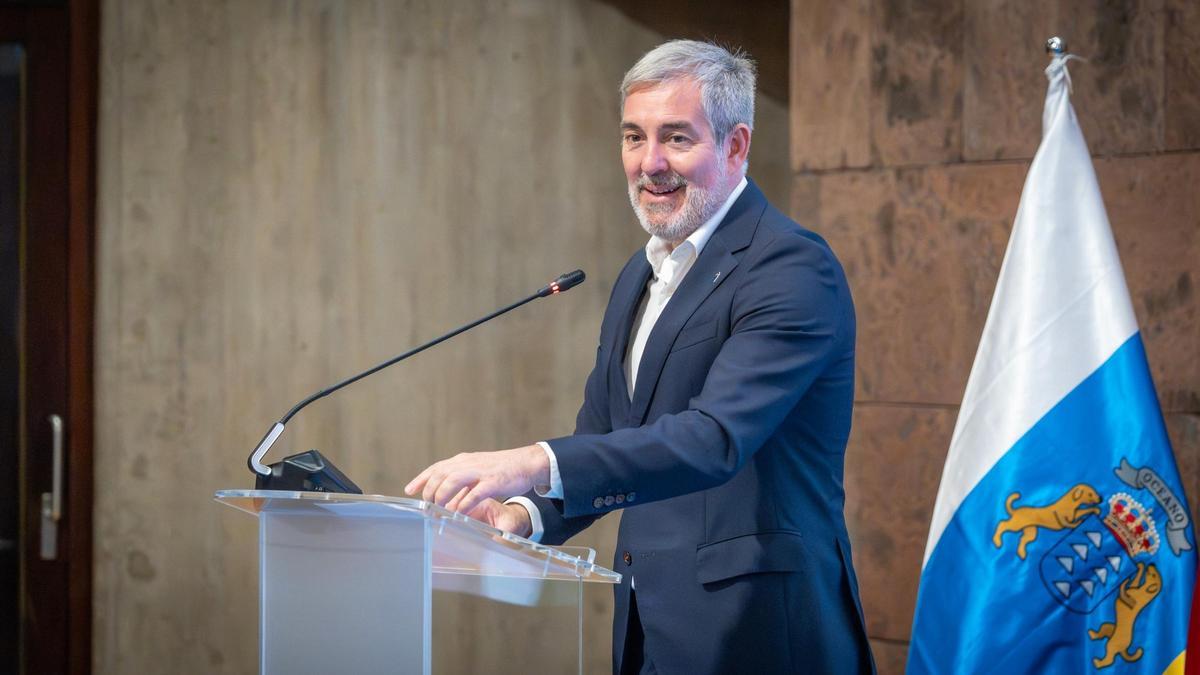 Archivo - El presidente de Canarias, Fernando Clavijo