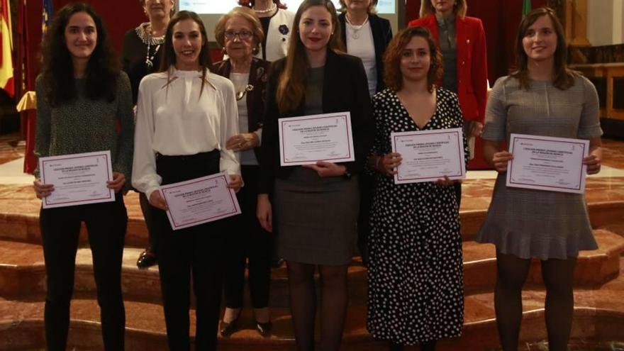 Jóvenes científicas de la Región de Murcia, premiadas en el evento.