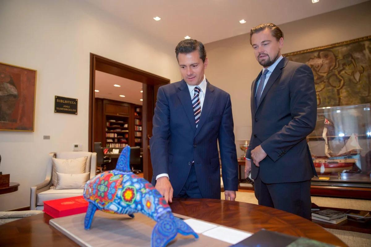 Leonardo DiCaprio y Enrique Peña Nieto, en su encuentro del miércoles en Ciudad de México.