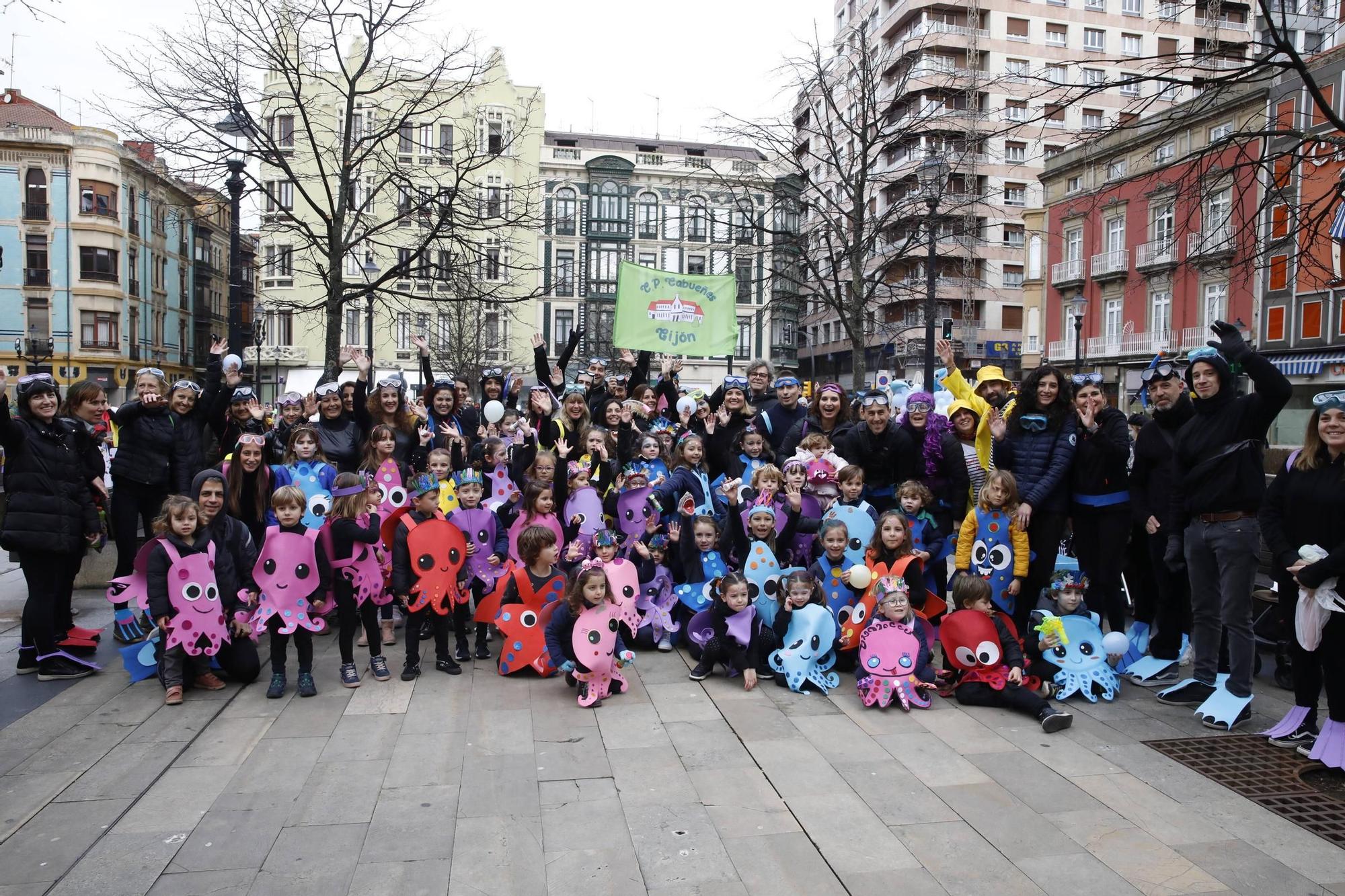 Así han disfrutado pequeños y mayores en el desfile infantil del Antroxu de Gijón (en imágenes)