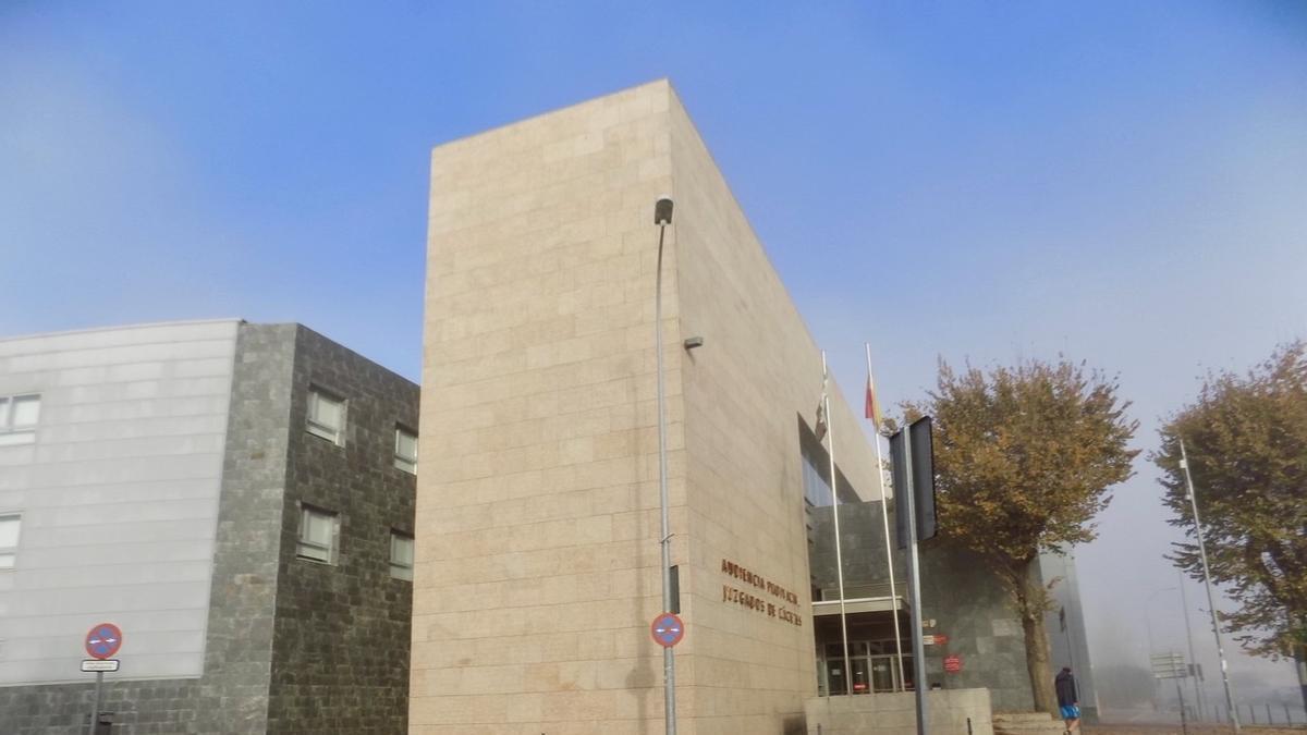 Juzgados de Cáceres, donde se celebrará el juicio este jueves.