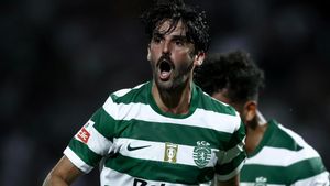 Trincao, en acción en el primer partido del Sporting CP Trincao, en acción en el primer partido del Sporting CP