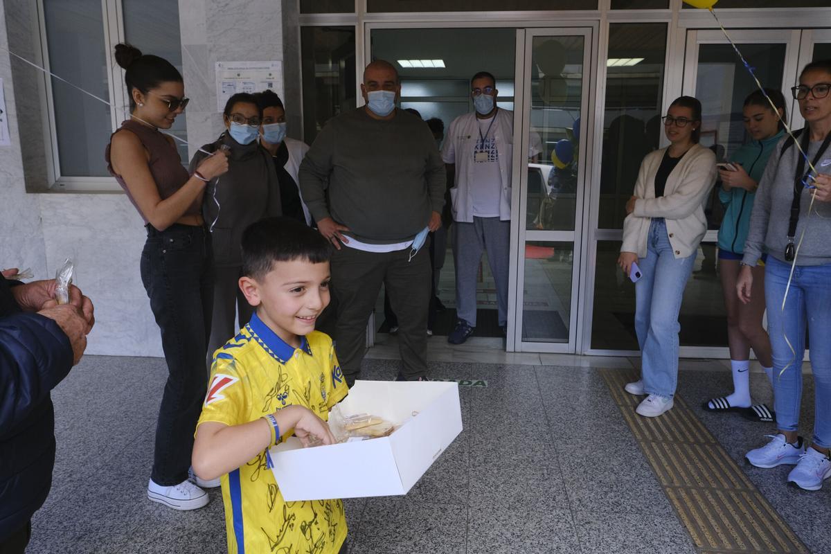 Elías, un niño grancanario de siete años, supera la leucemia Elías, un niño grancanario de siete años, supera la leucemia