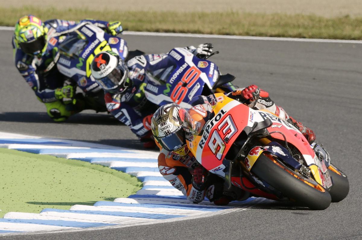 Marc Márquez, por delante de Jorge Lorenzo y Rossi en el GP de España en 2016.